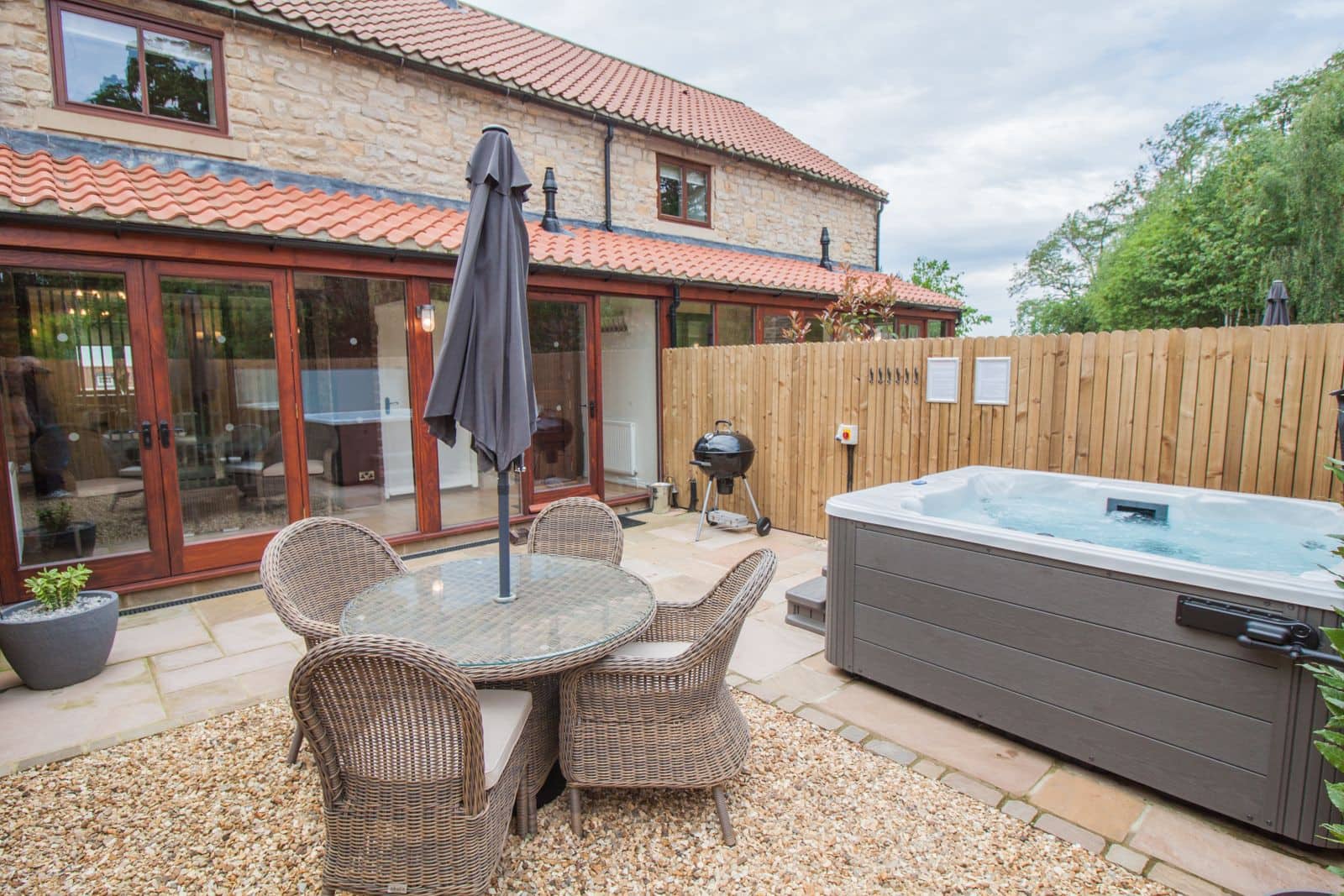 Best Places & Airbnb To Stay In Pickering, Yorkshire - The Yorkshireman