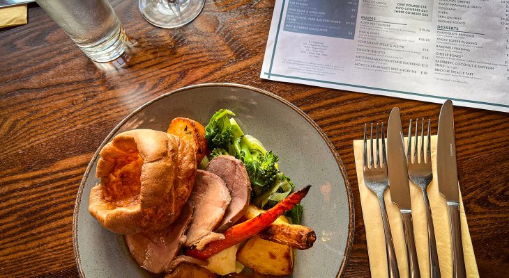 7 Of The Best Sunday Roasts To Try In The Peak District