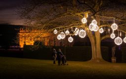 A Fabulously Festive Christmas Market Has Officially Opened At Chatsworth House