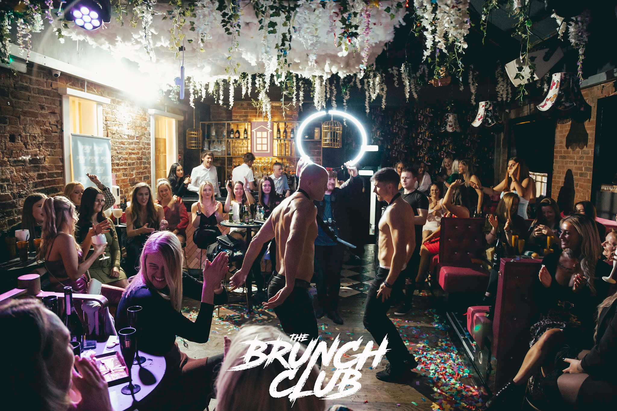 Leeds 00s Bottomless Brunch What To Expect The Yorkshireman