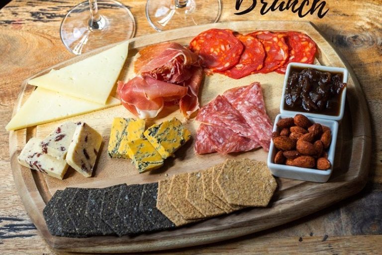 21 Of The Best Bottomless Brunch In Leeds 2023