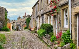 14 All Creatures Great & Small Filming Locations In Yorkshire That Every Fan Should Visit