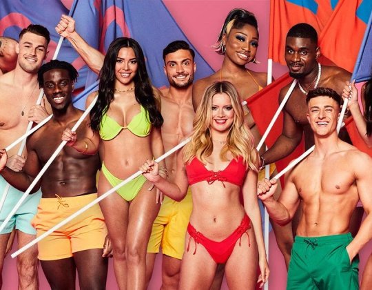 ITV Is Set To Launch A ‘Middle-Aged’ Love Island For Mum And Dads Looking For Love