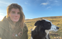 Amanda Owen Shares Incredible Video Of ‘Intelligent, Intuitive & Devoted’ Sheepdog Following Its Passing