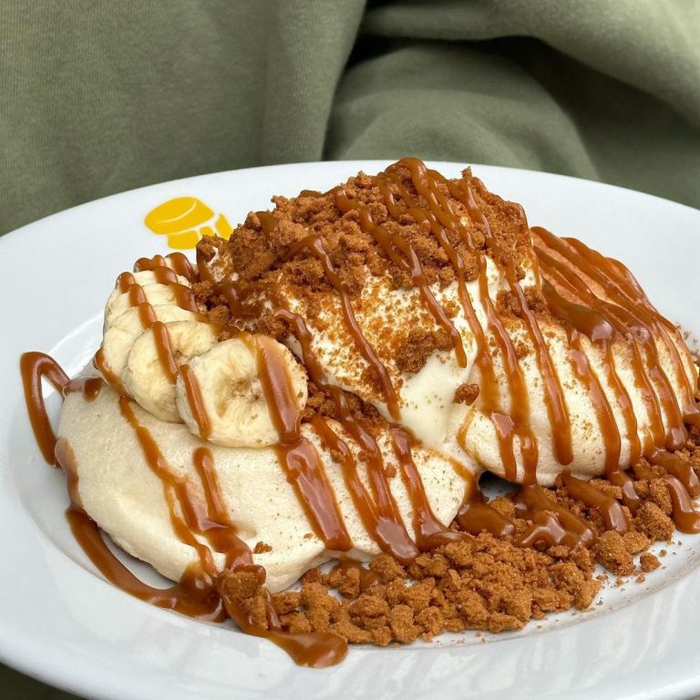 Fluffy Fluffy, Leeds City Centre Huge Souffle Pancake Cafe