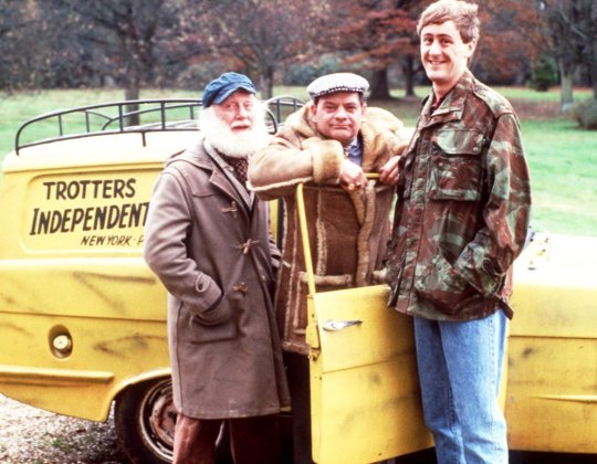 Sir David Jason Revisits ‘Only Fools and Horses’ In Christmas Special On Channel 5 Tomorrow Night