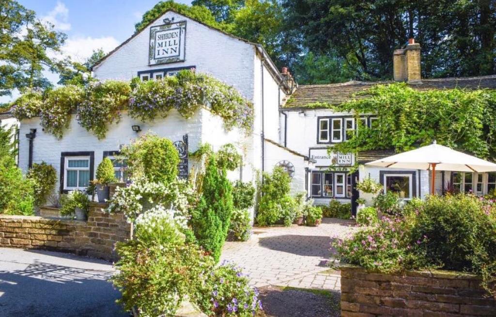 Six Yorkshire Gastropubs Have Been Named In The UK’s Top 100