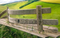 This Idyllic Yorkshire Wolds Poetry Bench Walk Is The Perfect Day Out