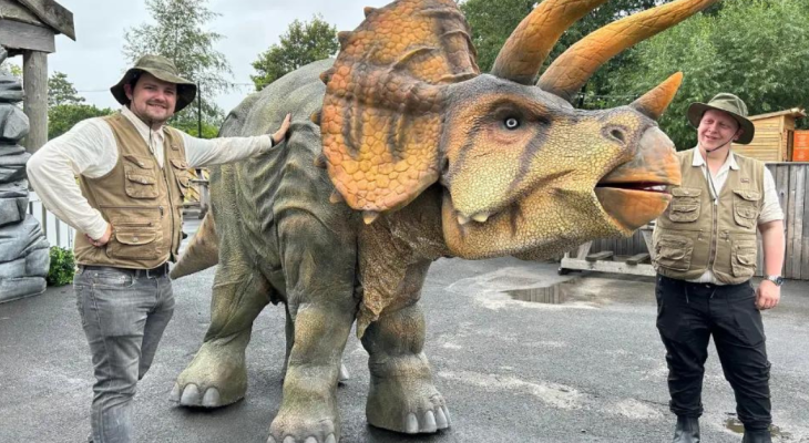 Dinosaur Experience with 9m Tall Dinos Is Coming To York