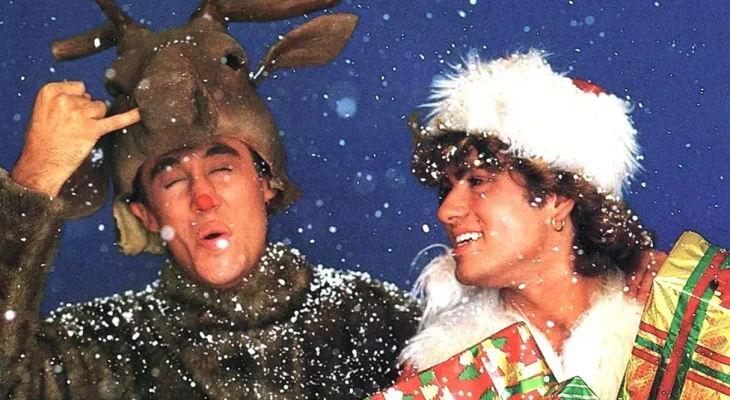 What radio station plays christmas music all year round