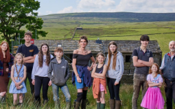 ‘Our Farm Next Door’ Returns To More4 For Series Two Tomorrow Night