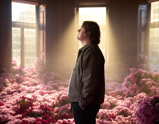 Lewis Capaldi Announces 2025 Tour Dates Including Yorkshire