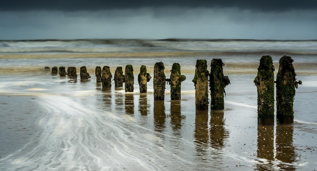 Sandsend beach with the tide in.