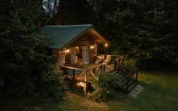 The Perfect Place to Tie the Knot? The Yorkshire Estate With a Hidden River Cabin