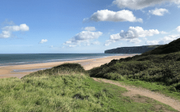 This Lesser-Known North Yorkshire Coast Beach is a Fossil Hunting Paradise 