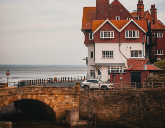 This Yorkshire Coast Walk Takes You Through Nature, Medieval Ruins, & A Foodie Hotspot