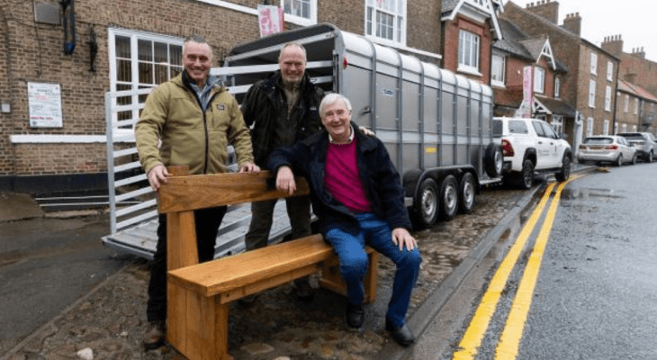 Channel 5’s ‘The Yorkshire Vet’ Star Peter Wright Has Launched Pet Memorial Scheme